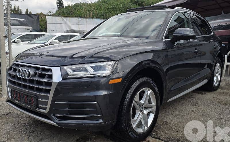Audi Q5 2018 Quattro premium plus Ajnabieh Clean Carfax 0