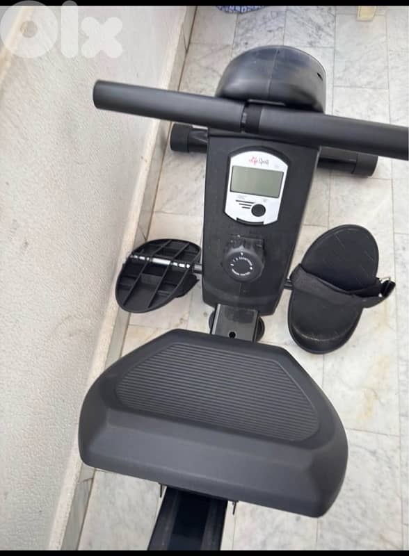 life fitness rowing machine 0