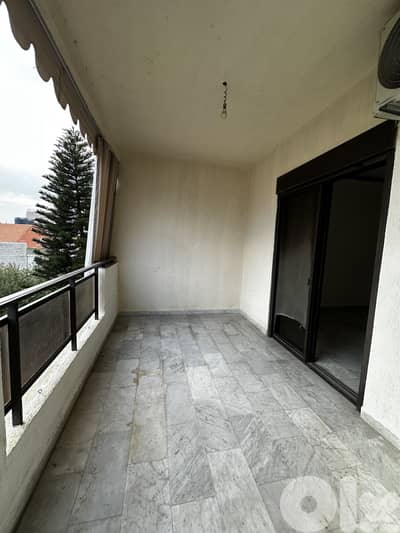 RWK106JG - Used well maintained apartment for rent in sehayleh