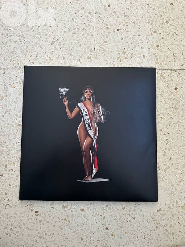 Cowboy Carter limited edition red vinyl by Beyoncé 0
