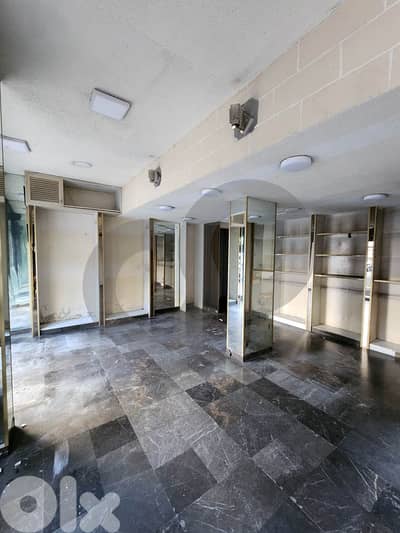 Business opportunity,  Beirut Hamra/ بيروت، الحمرا REF#NS133687