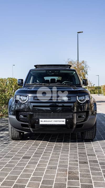 Land Rover Defender 2020 Hse CLEAN CARFAX 7 seater 40,000 miles Land Rover Defender 2020 Hse CLEAN CARFAX 7 seater 40,000 miles