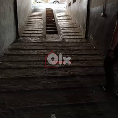 Prime location warehouse in achrafieh مستودع في موقع متميز بالأشرفية