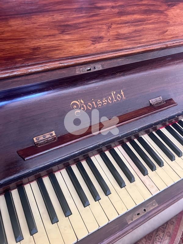 Piano Antique 0
