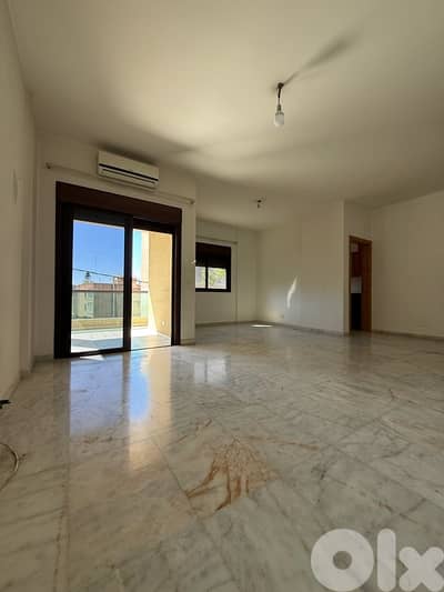 Sunny and Luminous Apartment for rent in Naccache