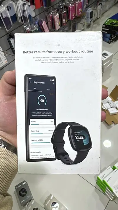 Fitbit versa 4 black