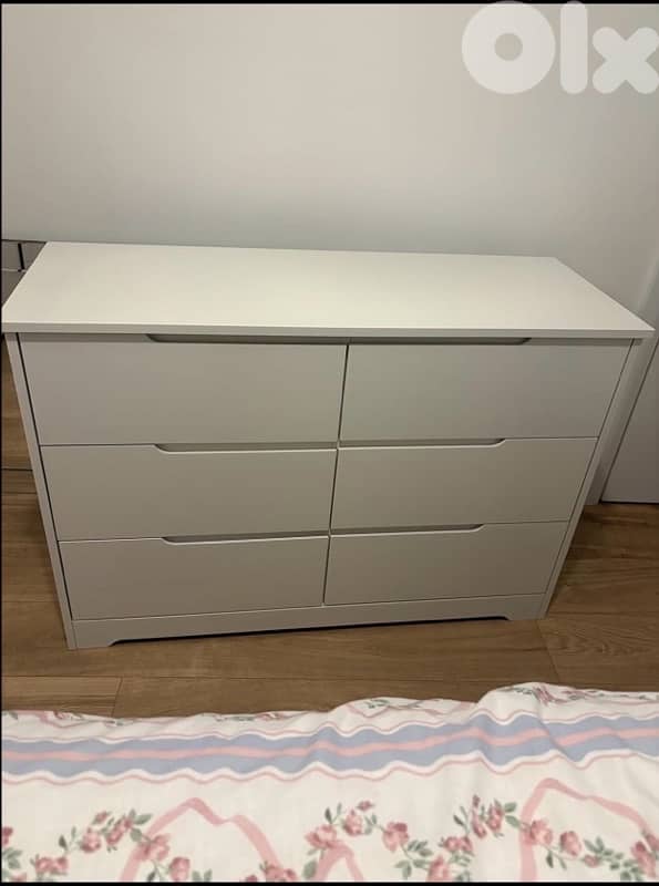chest of drawers 0