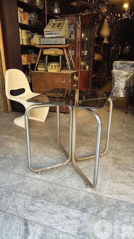 Mid-century modern mesa Tubular relonda chrome table 70s 6