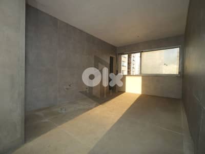 Apartment for Sale in Ramleh El Bayda شقة للبيع في الرملة البيضاء