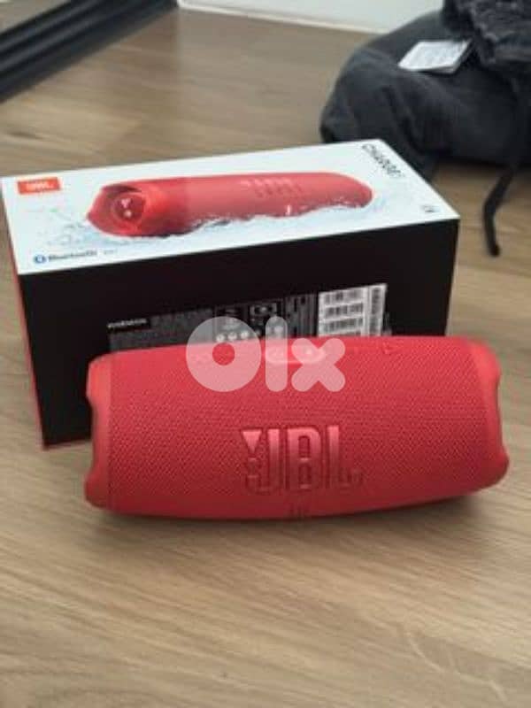 JBL Charge 5 Red 0