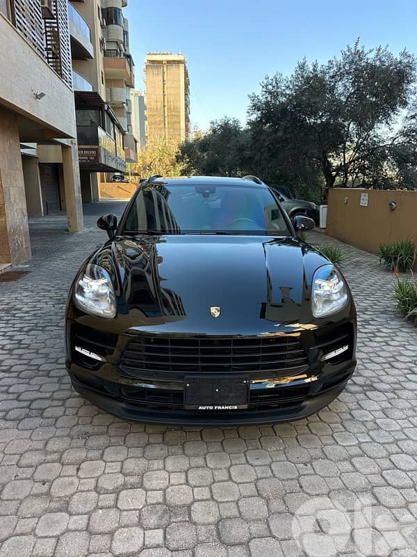 Porsche Macan 2019 black on brown (clean carfax) 0