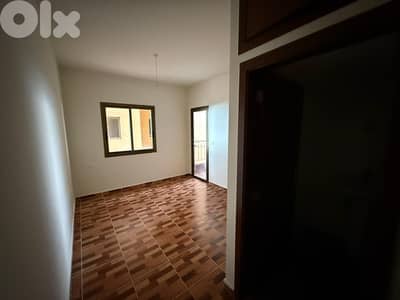 GMB204SZ - Apartment for Sale in Annaya with Roof - شقة للبيع في عنايا GMB204SZ - Apartment for Sale in Annaya with Roof - شقة للبيع في عنايا