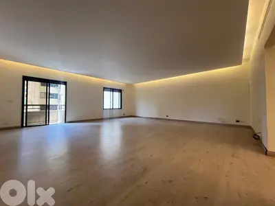 Prime Apartment for Rent in Hamraشقة مميزة للإيجار في الحمرا