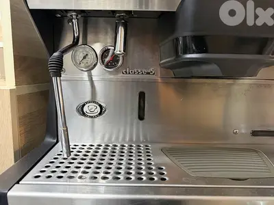 Rancilio Classe 5 2-group espresso machine in very good condition