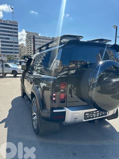 Land Rover Defender 2020