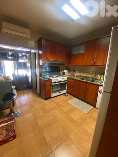 Apartment For Sale in Ain el remmeneh 330000$ شقة للبيع في عين الرمانة