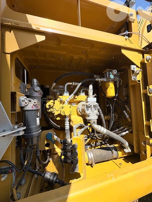 caterpillar 320EL  Tracked Excavator 3