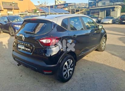 Renault Captur 1 owner!!