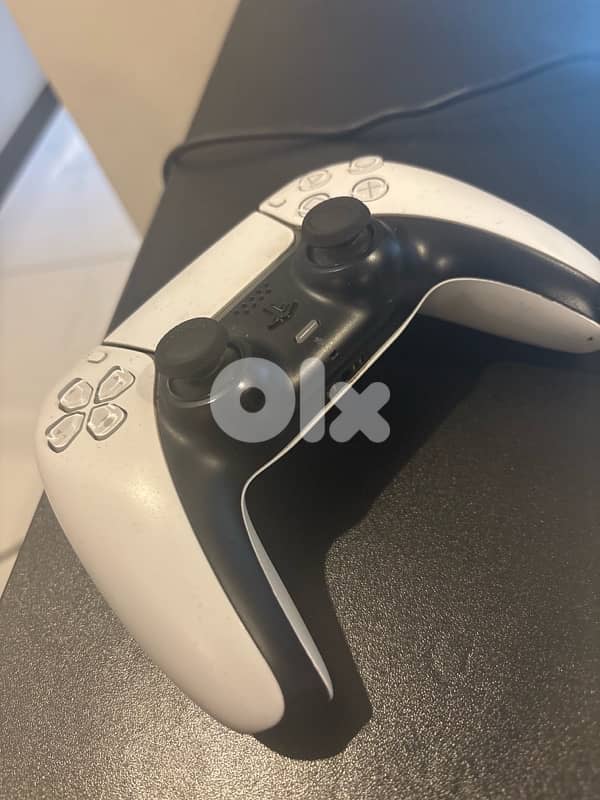 PS5 Controller 0