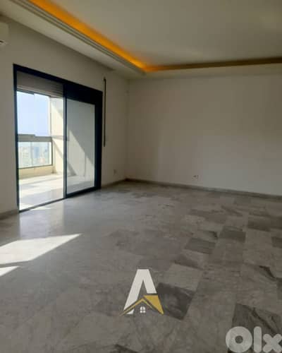 210 SQM Apartment In Zalka With Sea & City View