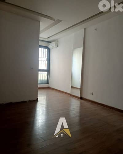 210 SQM Apartment In Zalka With Sea & City View