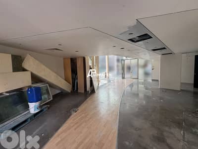 2 Floors - 180 Sqm Shop For Rent in Achrafieh