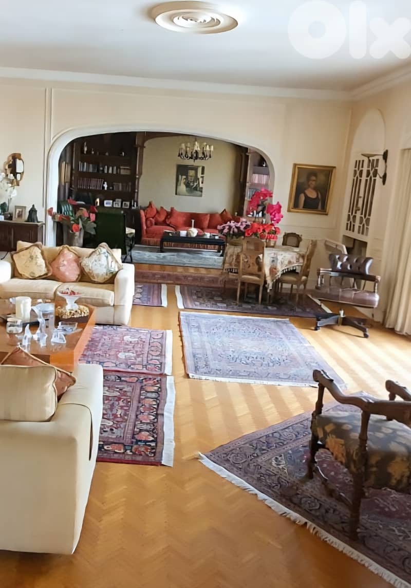 Apartment for sale in Achrafieh/ Prime location/ Spacious 0