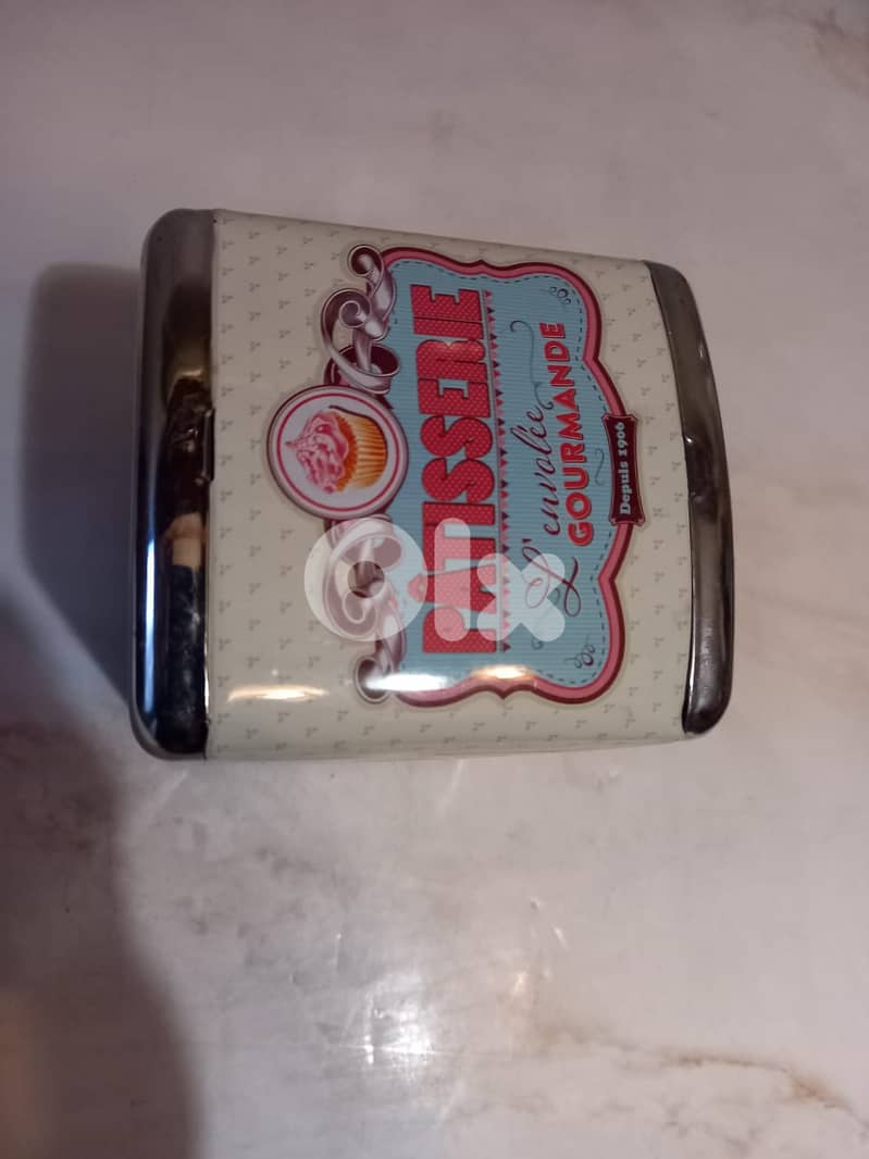 collectible  tin French metal tissus storage 3