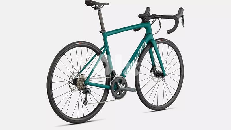 Specialized road bike: Tarmac SL6 - Shimano Tiagra 2