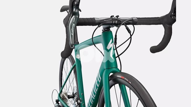 Specialized road bike: Tarmac SL6 - Shimano Tiagra 3