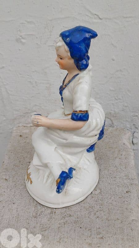 antique 4