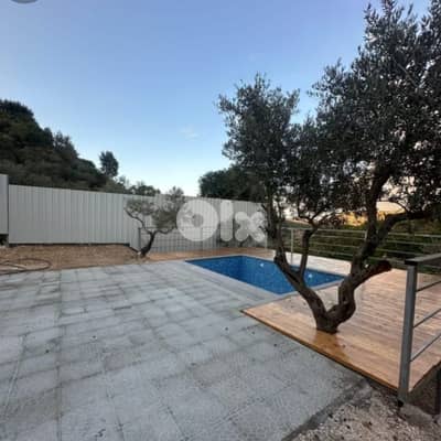 L20661 - A 4,000 SQM Land With Banglow For Sale in Bijdarfel, Batroun