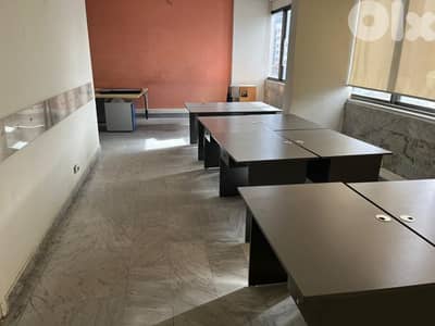 L20681- 190 SQM Office For Rent in Great Location in Hamra, Ras Beirut