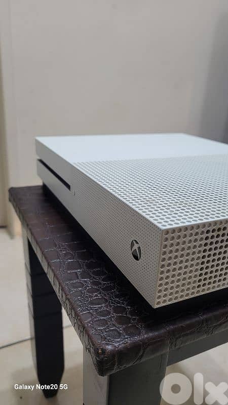 Xbox One S 0