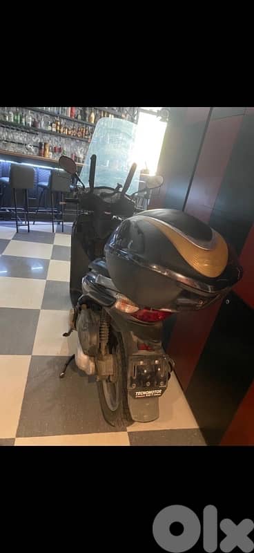 2009 honda sh125i 1