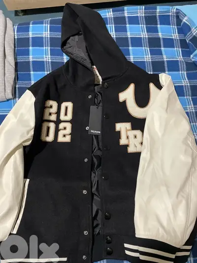 Brand new True Religion button-up coat, black, size L, with tags