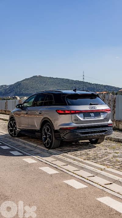 AUDI  Q5 50 E-TRON QUATTRO  EDITION 1 FULL ELECTRIC BRAND NEW (0Km)