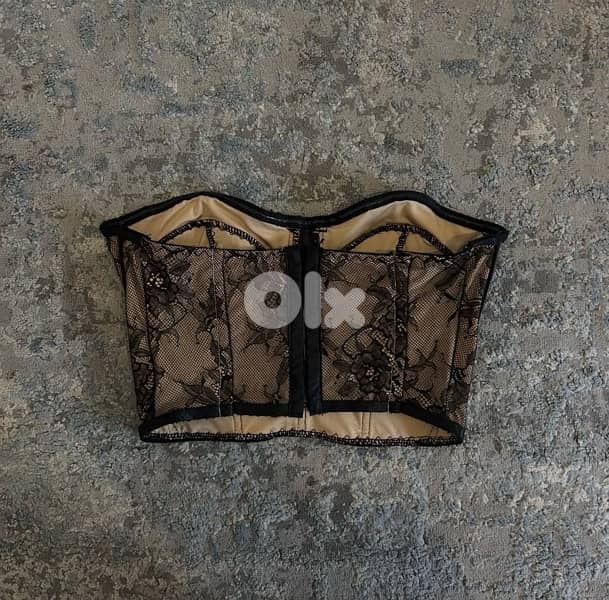 corset 1