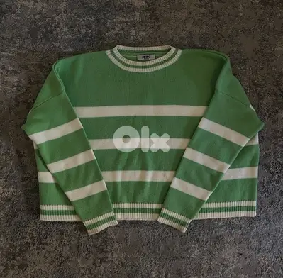 Sweatshirt