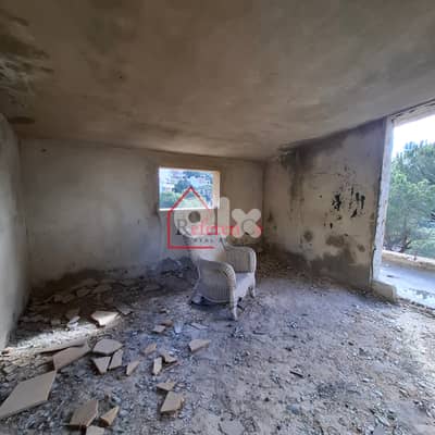 Catchy price Triplex villa in Ain Saadeh فيلا بسعر شقة  عين سعادة