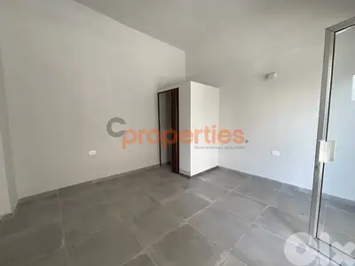 Shop With Terrace For Rent In Dekwaneh – CPRC48