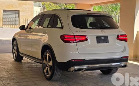 MERCEDES-BENZ GLC 2019 4MATIC !! 68,000 MILES ONLY!!