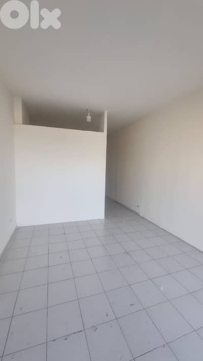 GMC260MAN Shop for rent in Mtayleb - محل للإيجار في المطيلب