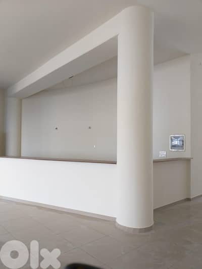 300 SQM Prime Location Shop in Ballouneh, Keserwan