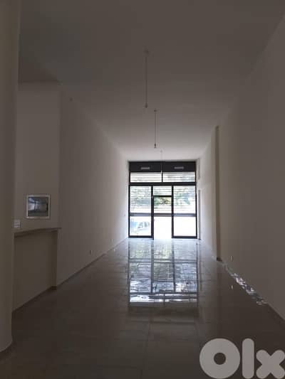 300 SQM Prime Location Shop in Ballouneh, Keserwan