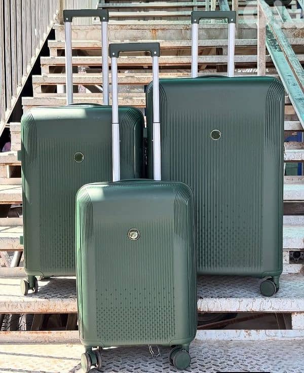 Travel bags set unbreakable with warranty suitcase luggage 81539225 1