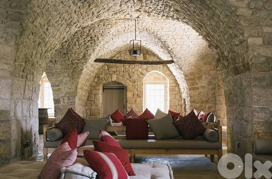 Jbeil Land with Traditional House 2