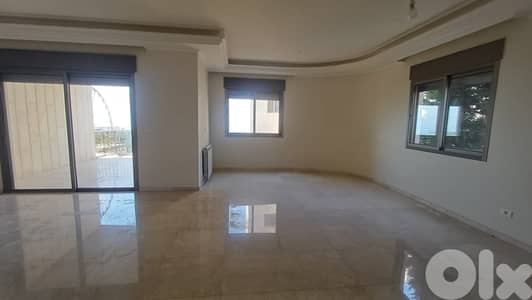 GMK173YA - Apartment For Sale In Kfarhbab - شقة للبيع في كفرحباب