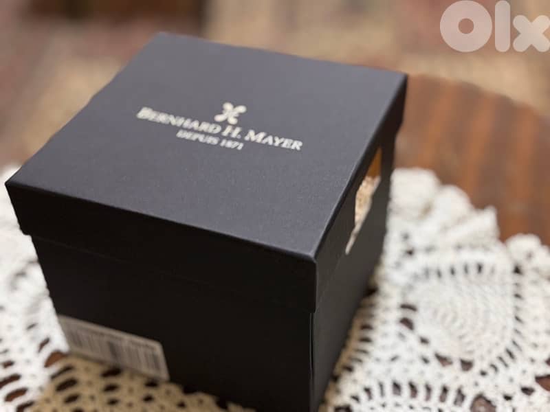 Bernhard H. Mayer Iris Chronograph – Deep Blue (Swiss Made) Bernard 6