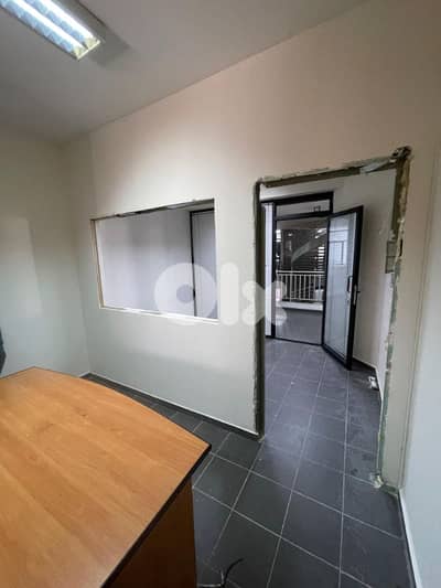 25 sqm Office for Rent in Jounieh - Business Center